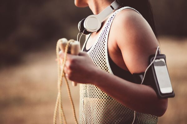 Faire du sport… avec les oreilles : le pouvoir des playlists sport santé